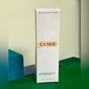 La Mer The Radiant SkinTint Broad Spectrum SPF30, Medium Deep, 40ml, Sealed Box
